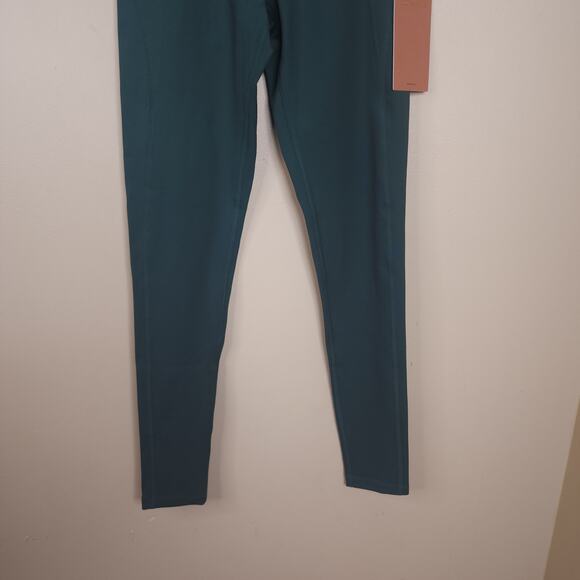 Girlfriend Collective Compressive High-Rise Legging in Moss Size XS - Picture 2 of 8